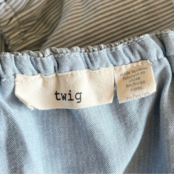 Twig Blue & White Striped Boho Ruffled Cold Shoulder Tank Top Size M - Picture 8 of 10